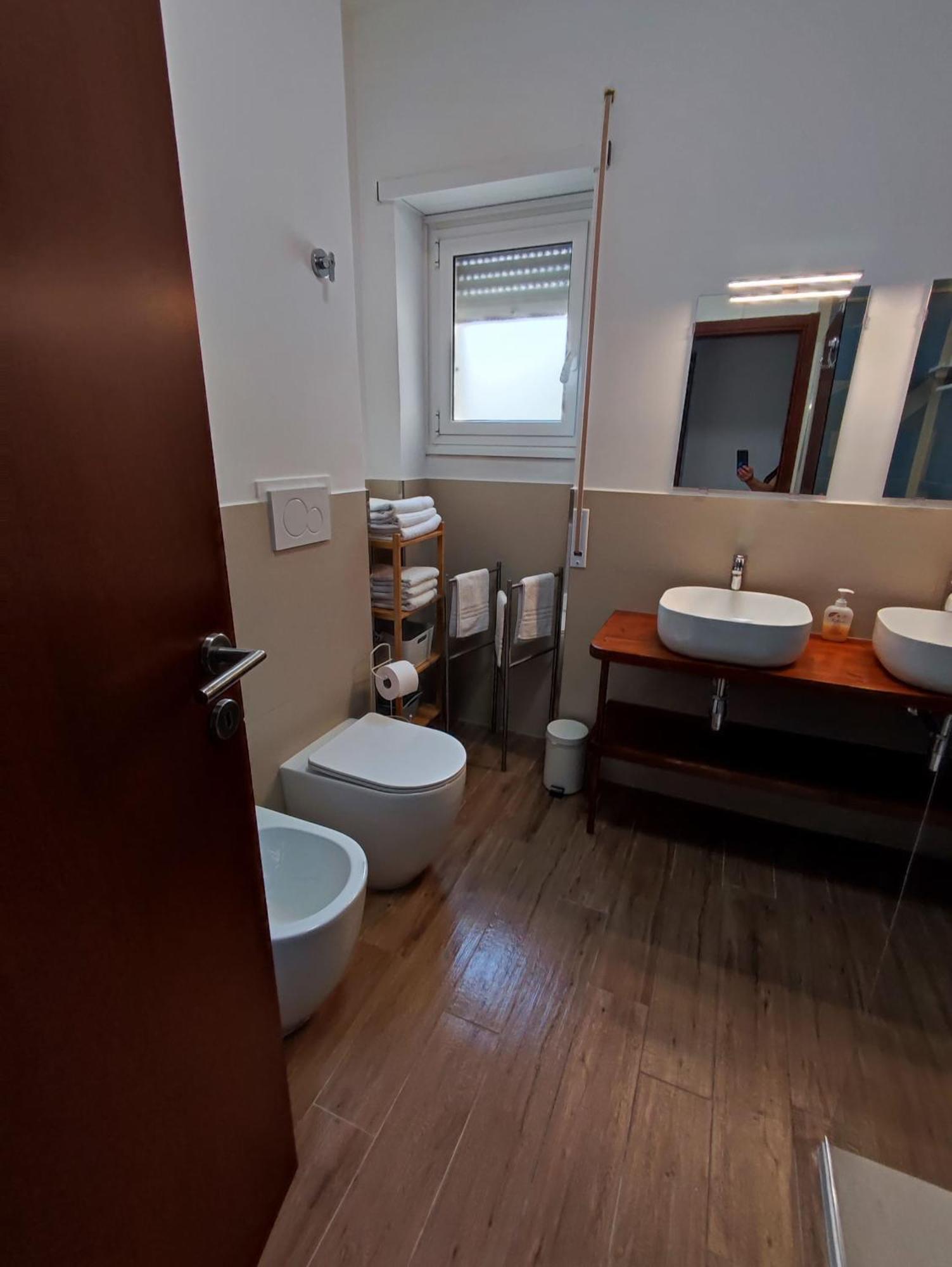 Consoli Home Рим Экстерьер фото